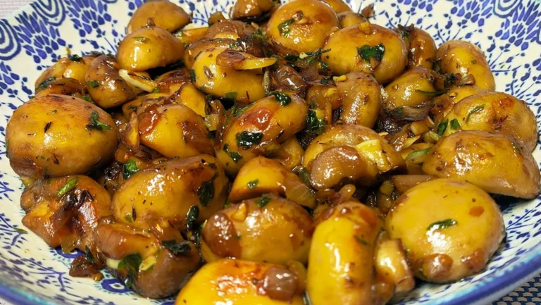 Champiñones salteados al ajillo con perejil, receta de Cocina con Flory