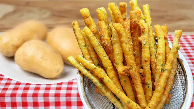 Palitos de patata dorados y crujientes caseros, receta de Cocina con Flory
