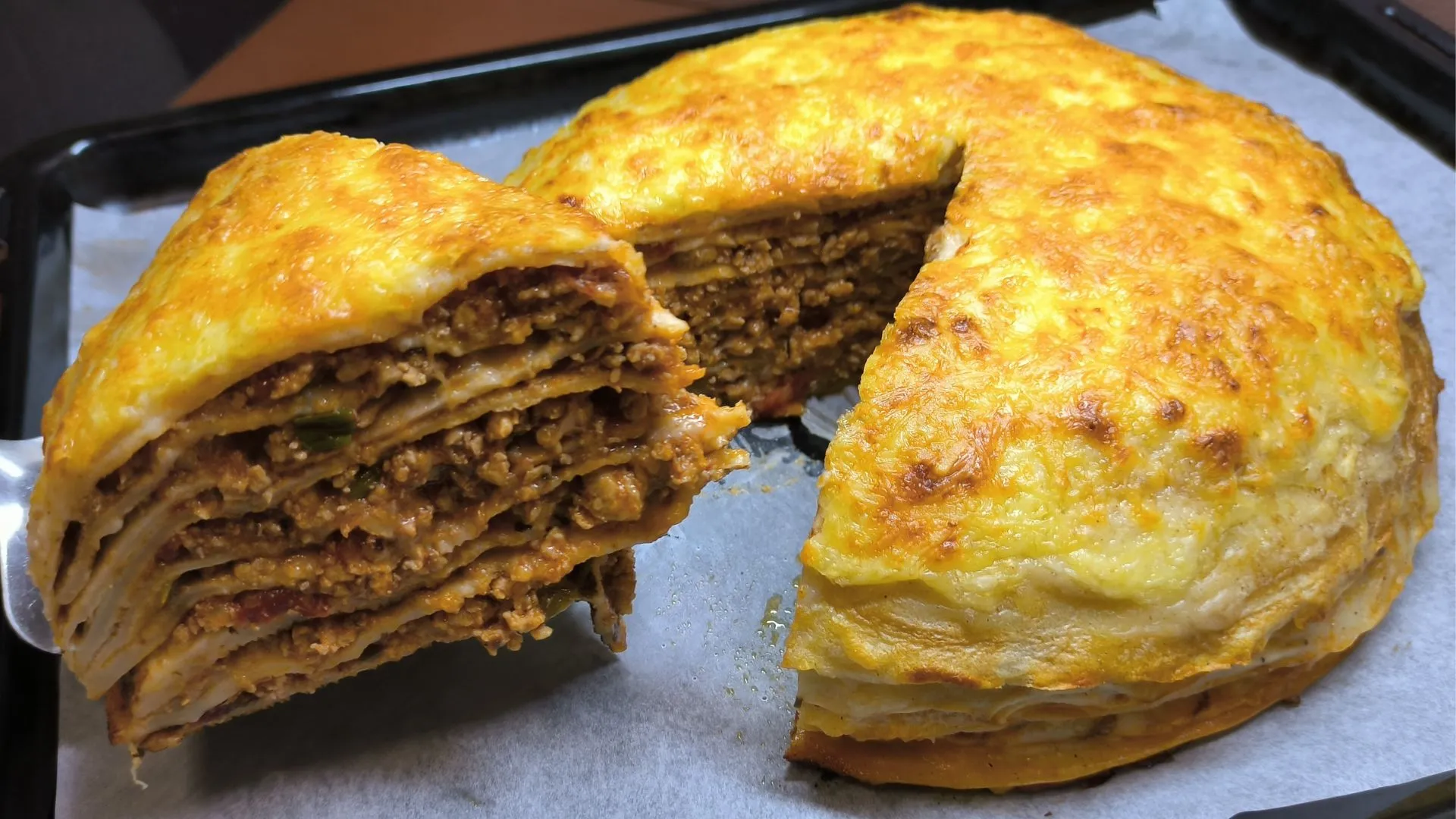 Torta salada de crepes rellena de carne picada, receta de Cocina con Flory