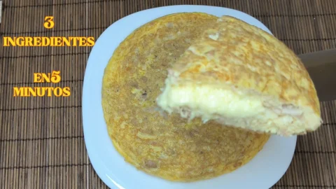 Tortilla de atún casera dorada, receta de Cocina con Flory