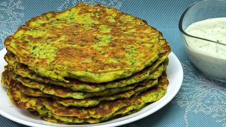 Tortitas saludables de calabacín y avena doradas en la plancha, receta de Cocina con Flory